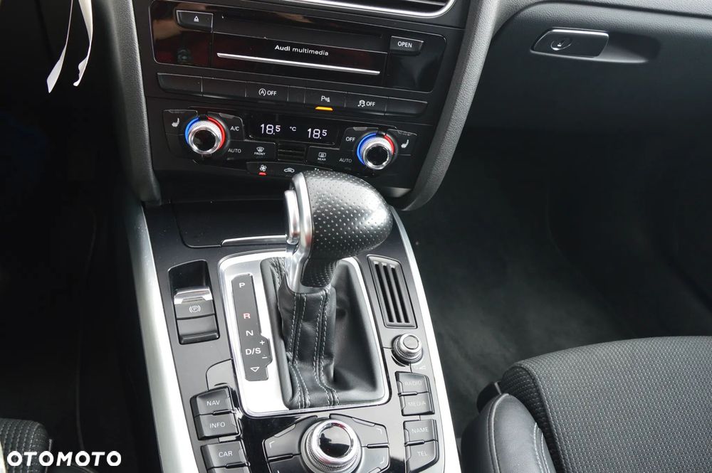 Audi A4 Avant 2.0 TDI Quattro Line S tronic - 9