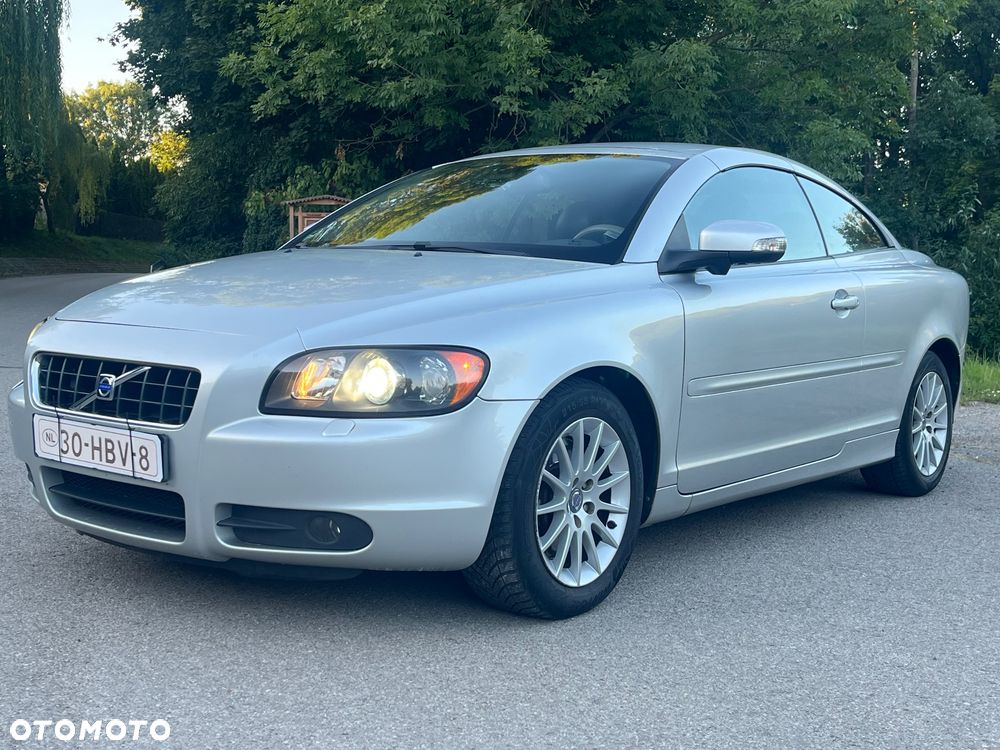 Volvo C70 2.4D5 Summum - 3
