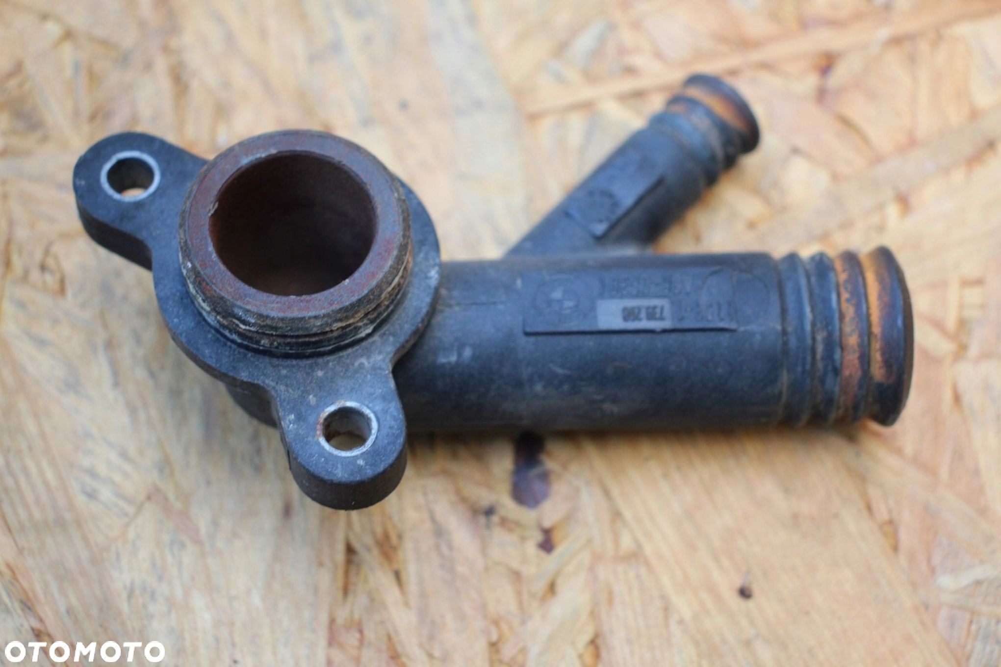 Króciec wody BMW E36 Z3 m43 1.6 1.8 1739208 BENZYNA - 2