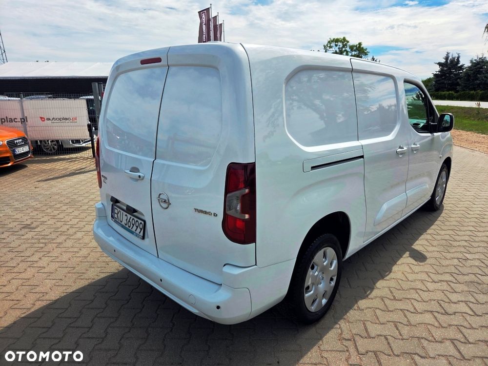 Opel COMBO - 9