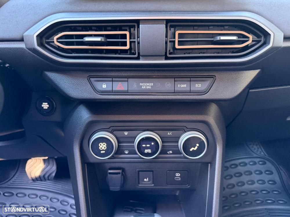 Dacia Jogger 1.6 Hybrid SL Extreme 7L - 30