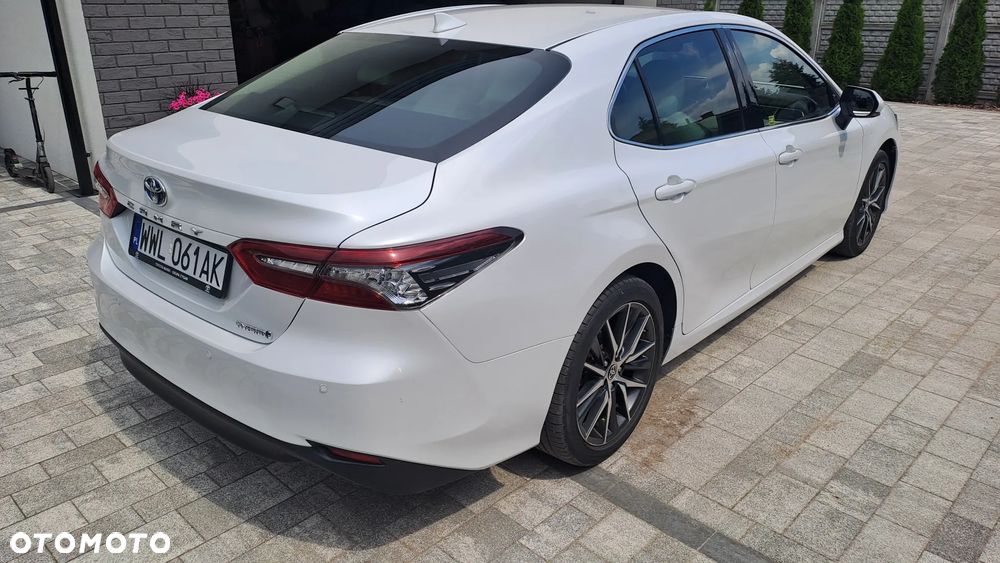 Toyota Camry 2.5 Hybrid Executive CVT - 6