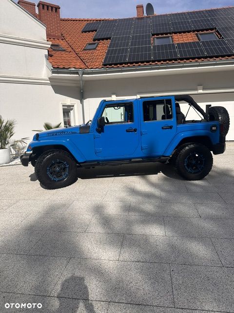 Jeep Wrangler Unlimited 3.8 Sahara - 11