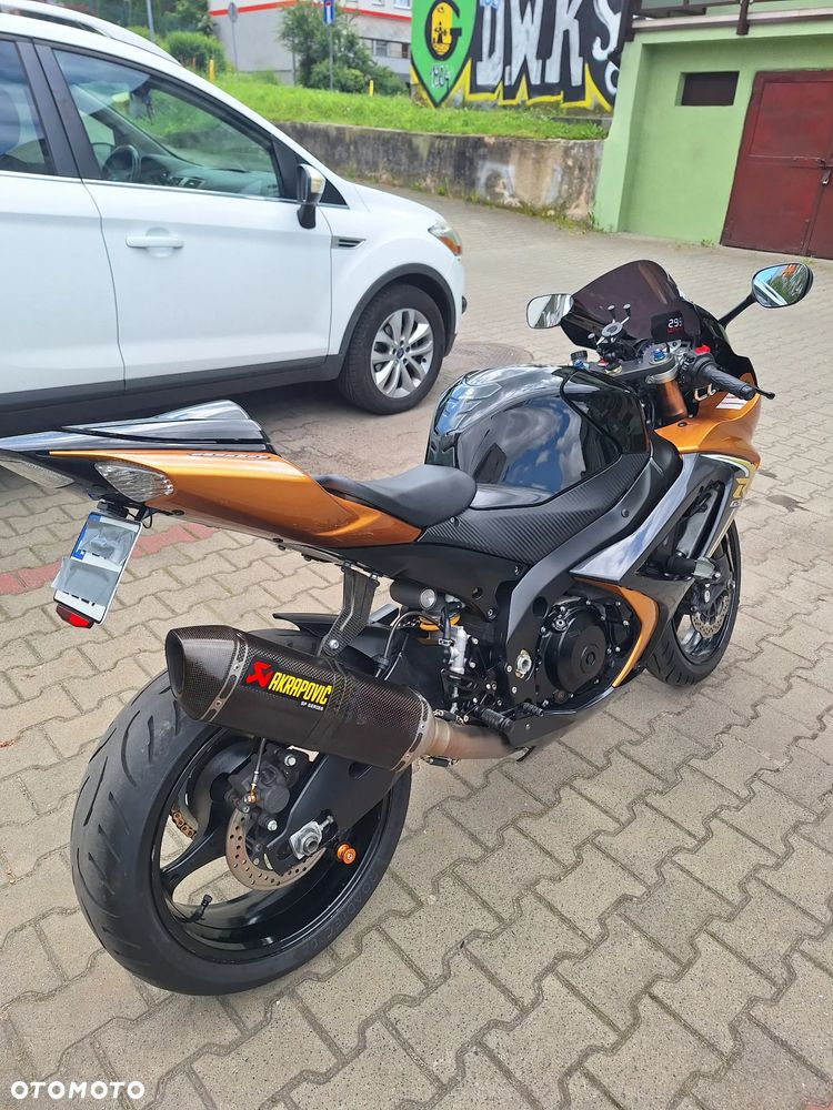 Suzuki GSX-R - 2