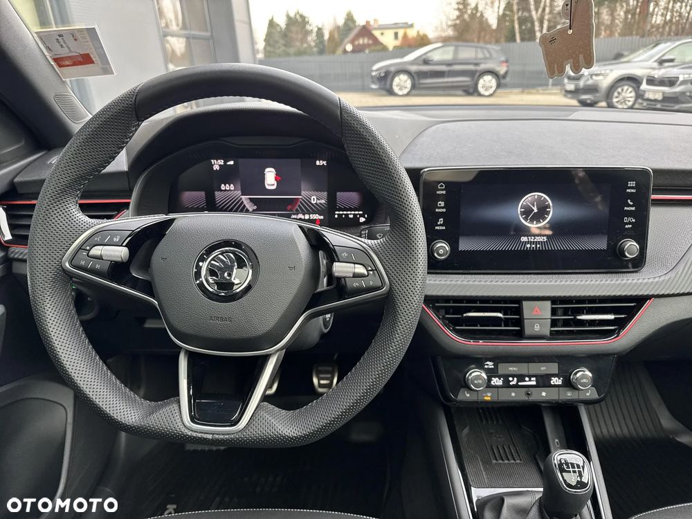 Skoda Kamiq 1.0 TSI Monte Carlo - 9