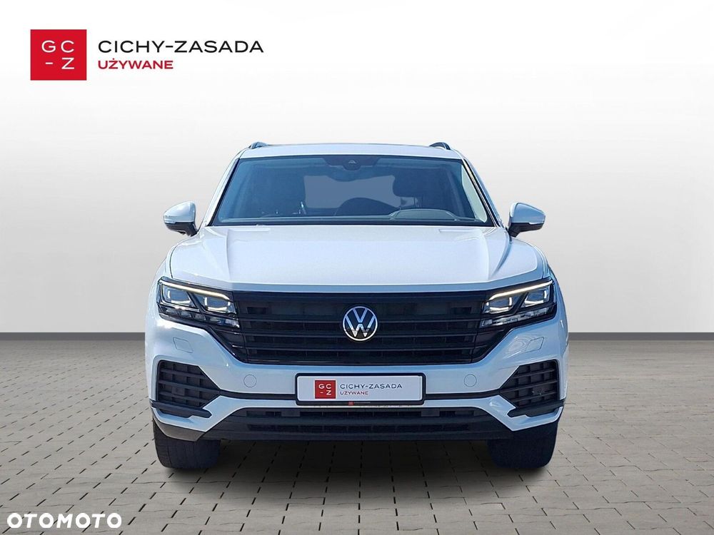 Volkswagen Touareg - 2