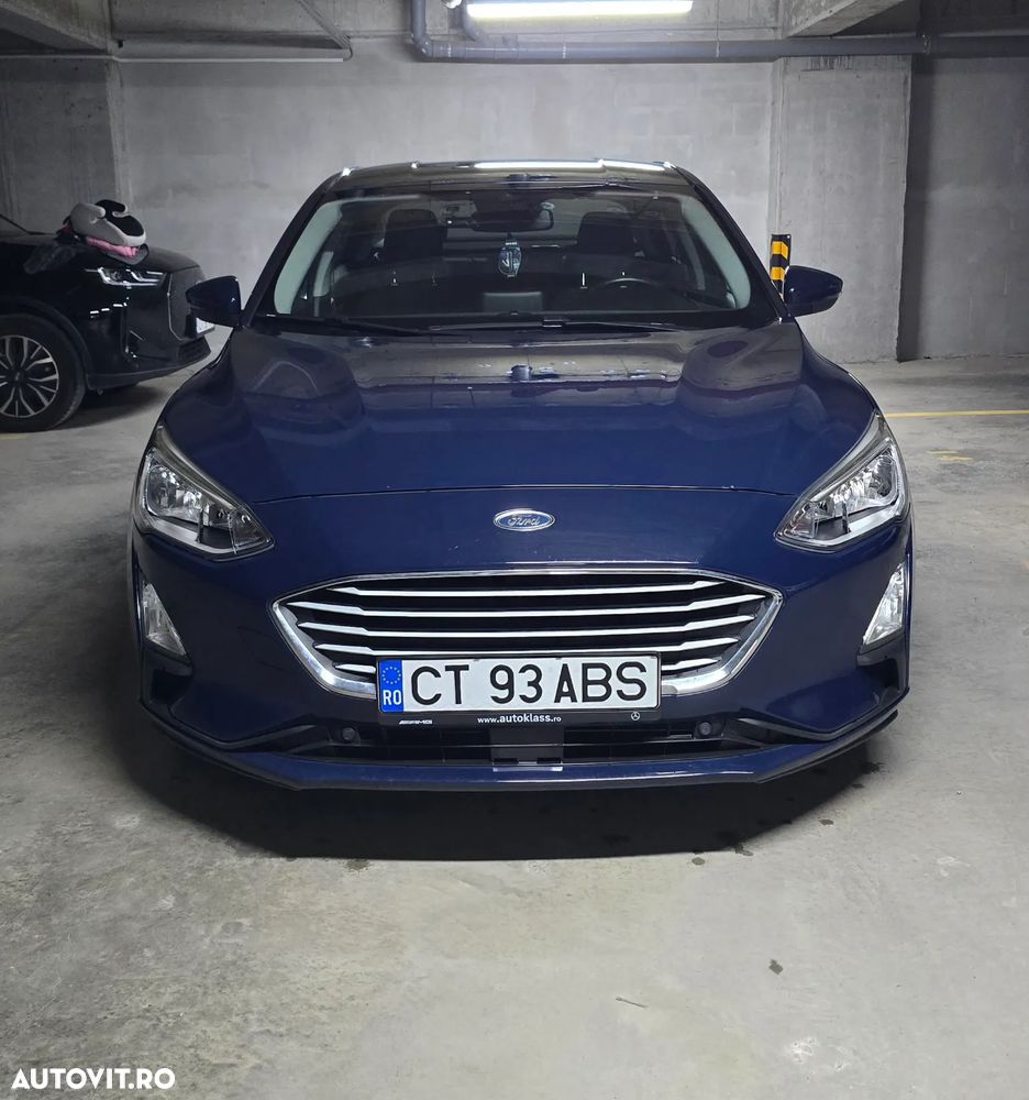 Ford Focus 1.0 EcoBoost Titanium - 1