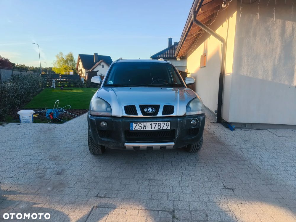 Hyundai Tucson 2.0 Comfort 2WD - 3