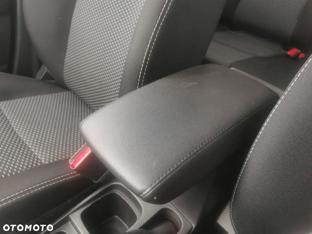 Suzuki Vitara 1.4 Boosterjet Hybrid Automatik Comfort - 19