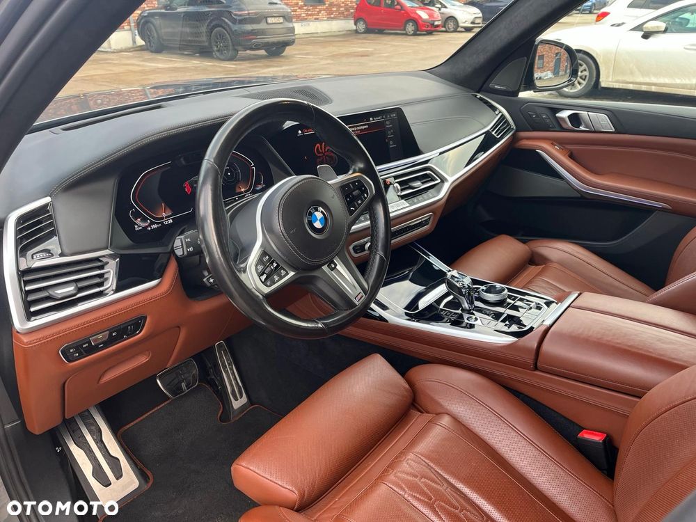 BMW X7 - 12