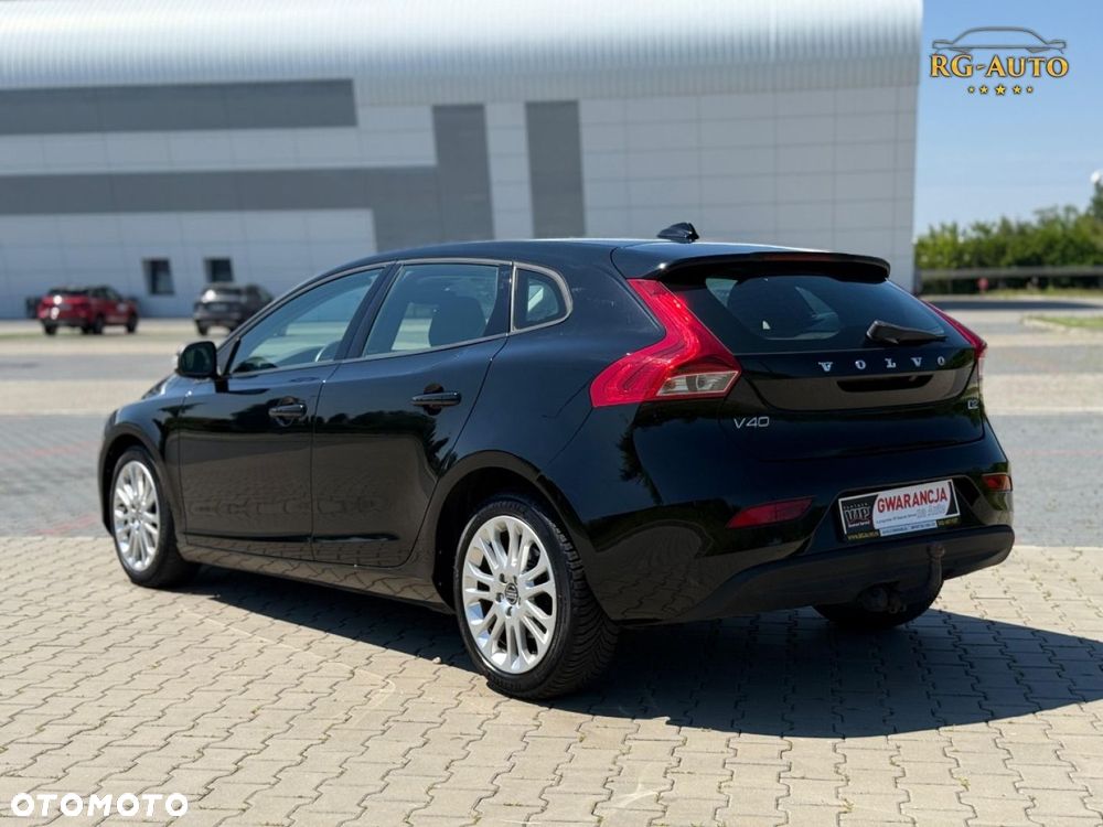 Volvo V40 - 10