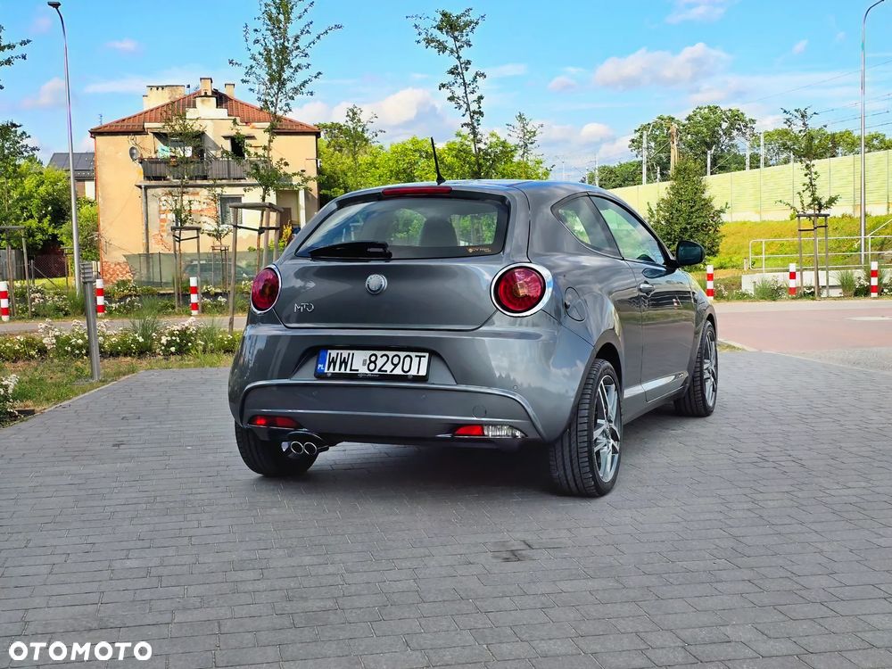 Alfa Romeo Mito 1.4 TB Distinctive - 10