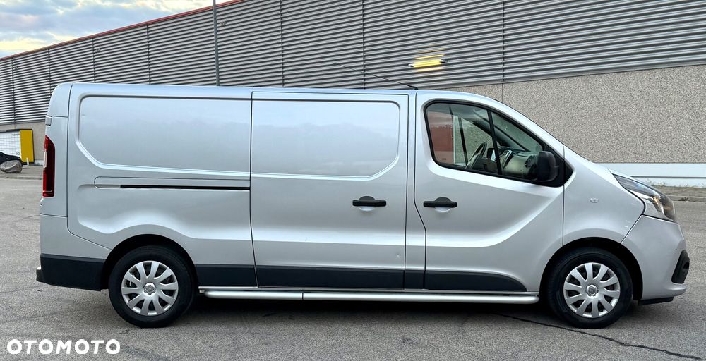 Renault TRAFIC L2H1 LONG 2017r 1.6 DCI 125KM - 11