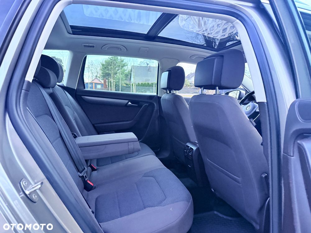 Volkswagen Passat Variant 2.0 TDI DSG BlueMotion Technology Highline - 12