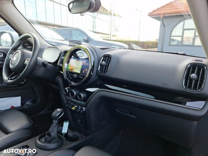 Mini Countryman Cooper SE ALL4 AT - 10