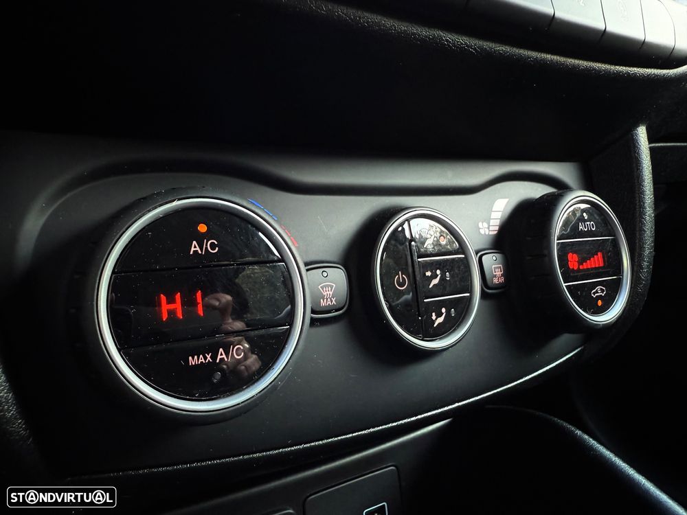 Fiat Tipo Station Wagon 1.3 M-Jet Lounge - 17