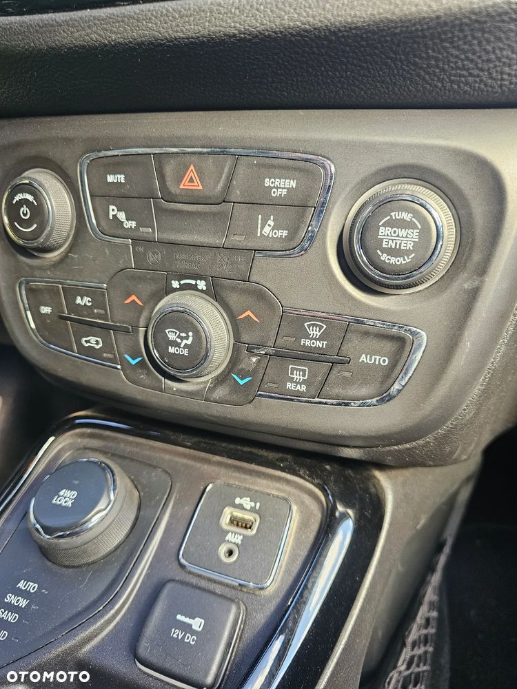 Jeep Compass 1.4 TMair Limited 4WD S&S - 9