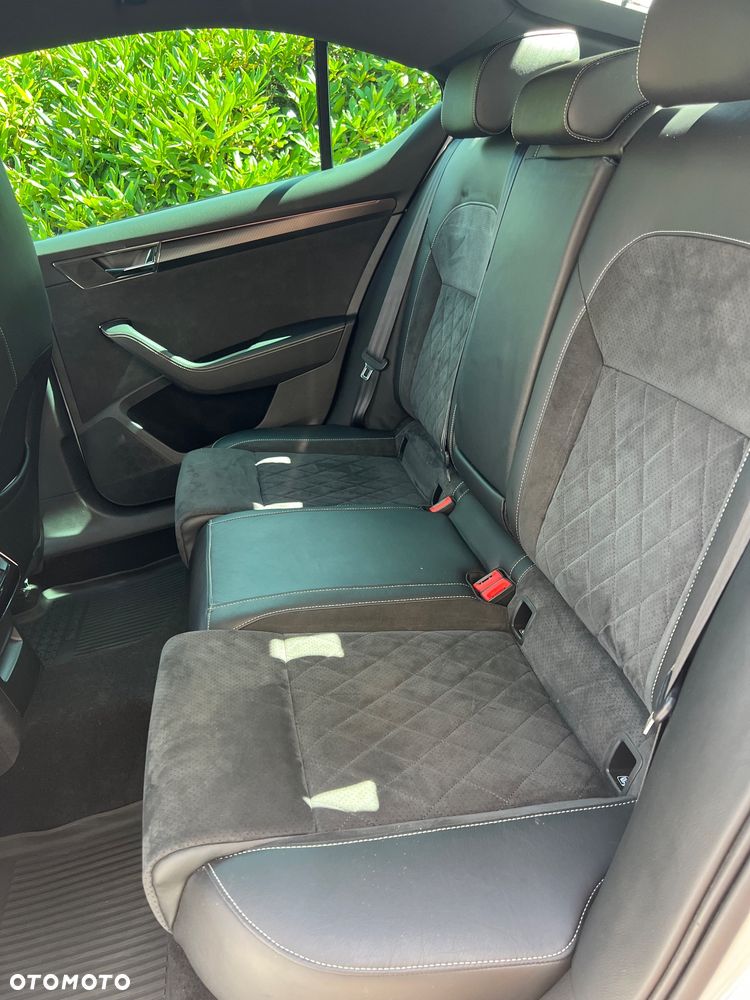 Skoda Superb 2.0 TSI Sportline DSG - 12