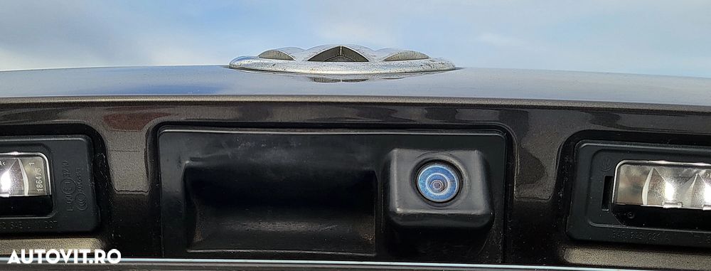 Volkswagen Passat Variant 2.0 TDI BlueMotion Technology DSG Comfortline - 16