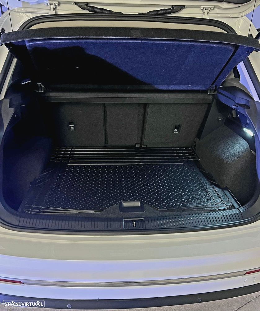 VW Tiguan 2.0 TDI R-Line DSG 4Motion - 12