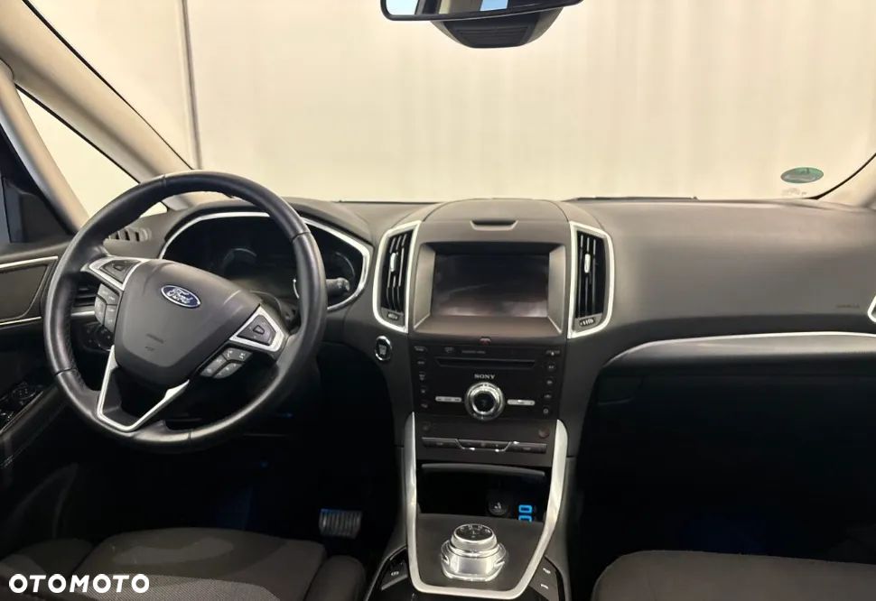 Ford S-Max 2.5 Duratec FHEV TITANIUM - 5