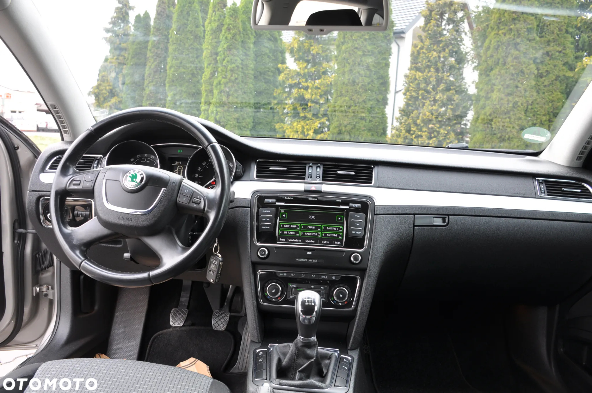 Skoda Superb 2.0 TDI Exclusive - 34