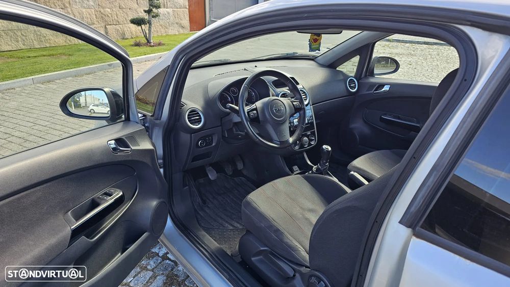 Opel Corsa 1.3 CDTi Black Edition - 5