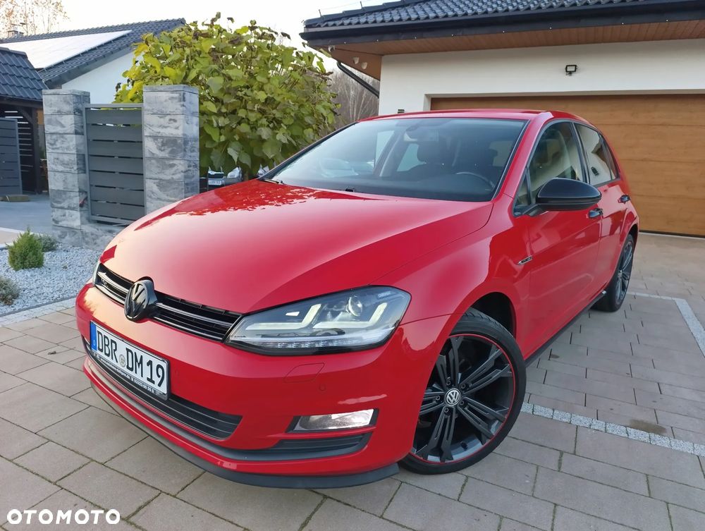 Volkswagen Golf - 33