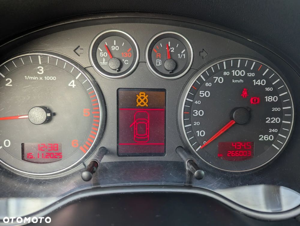 Audi A3 Sportback 2.0 TDI Ambiente - 12