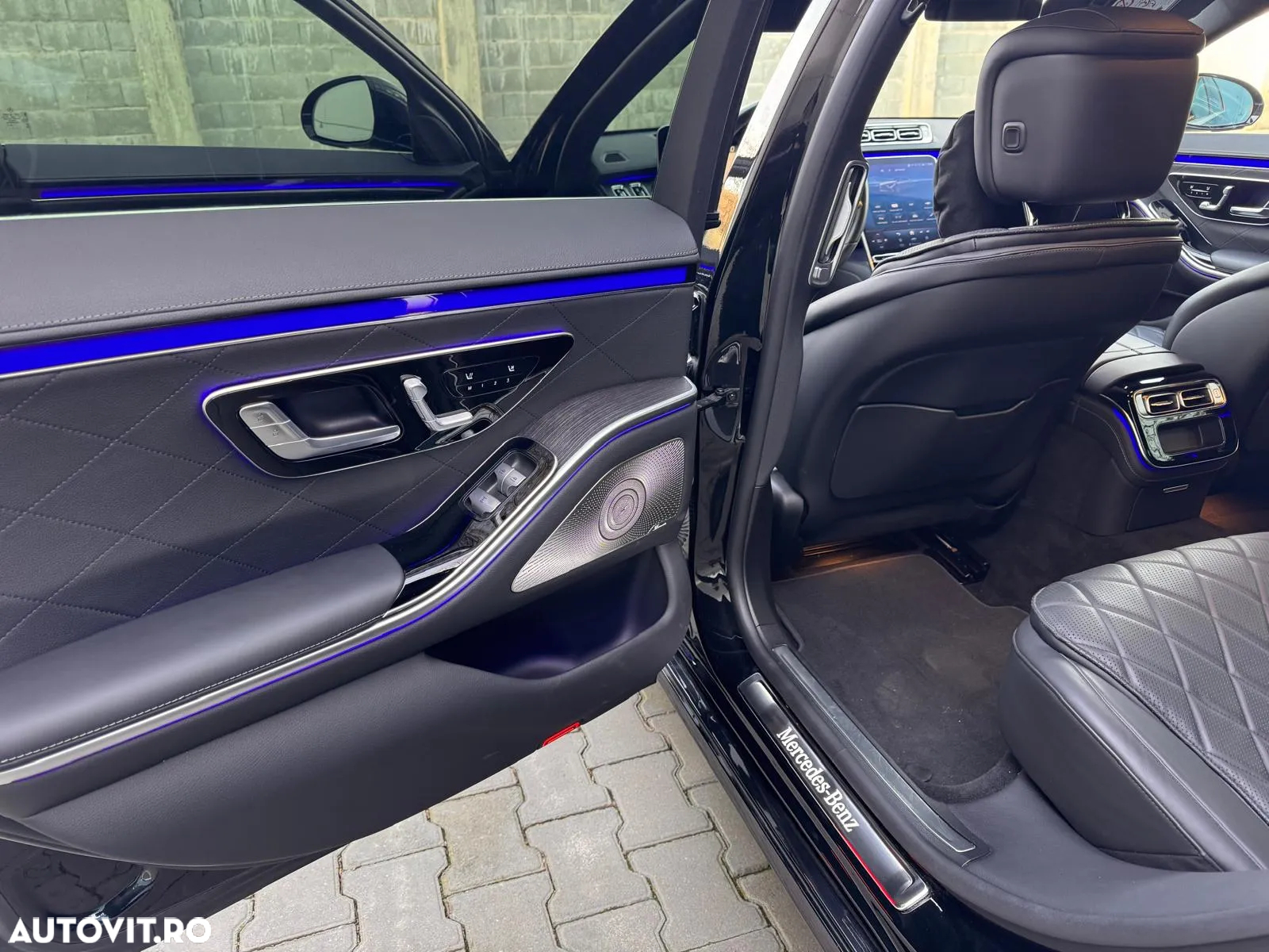 Mercedes-Benz S 400 d 4Matic L 9G-TRONIC - 28