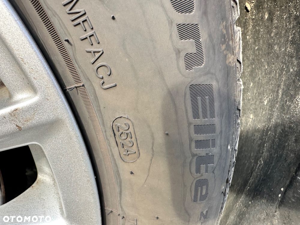 Ford Galaxy 2.0 TDCi Titanium - 39