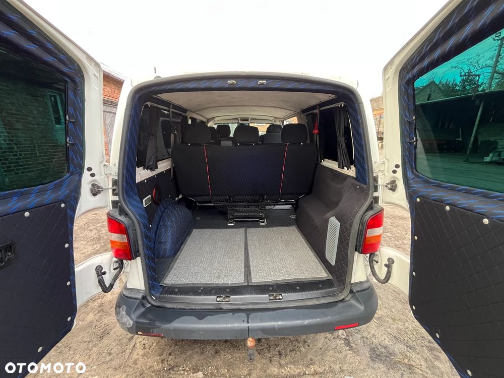 Volkswagen Transporter - 12