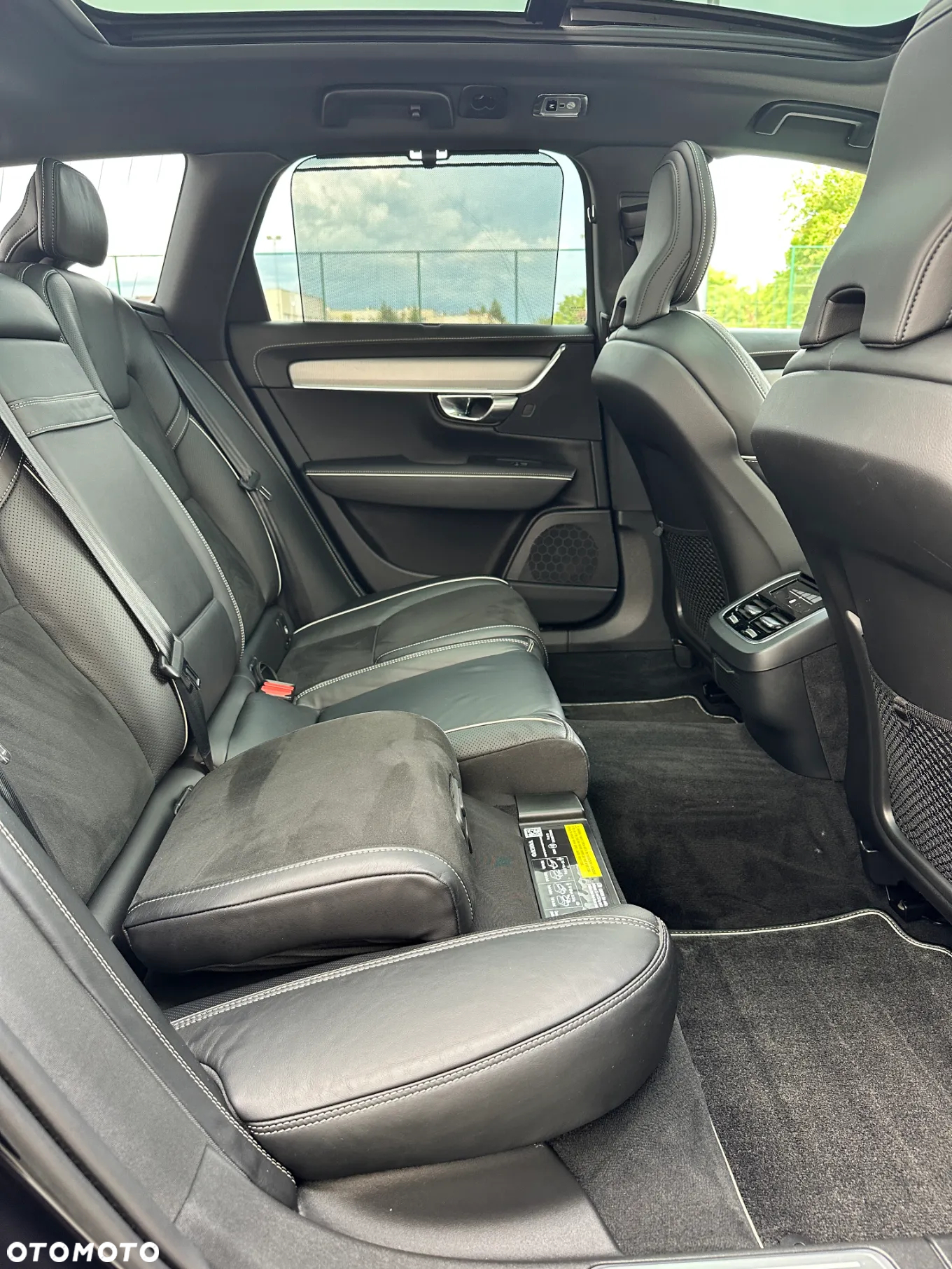 Volvo V90 D5 AWD Geartronic R Design - 31