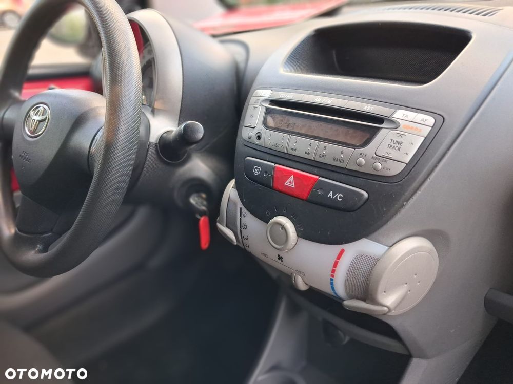 Toyota Aygo - 15