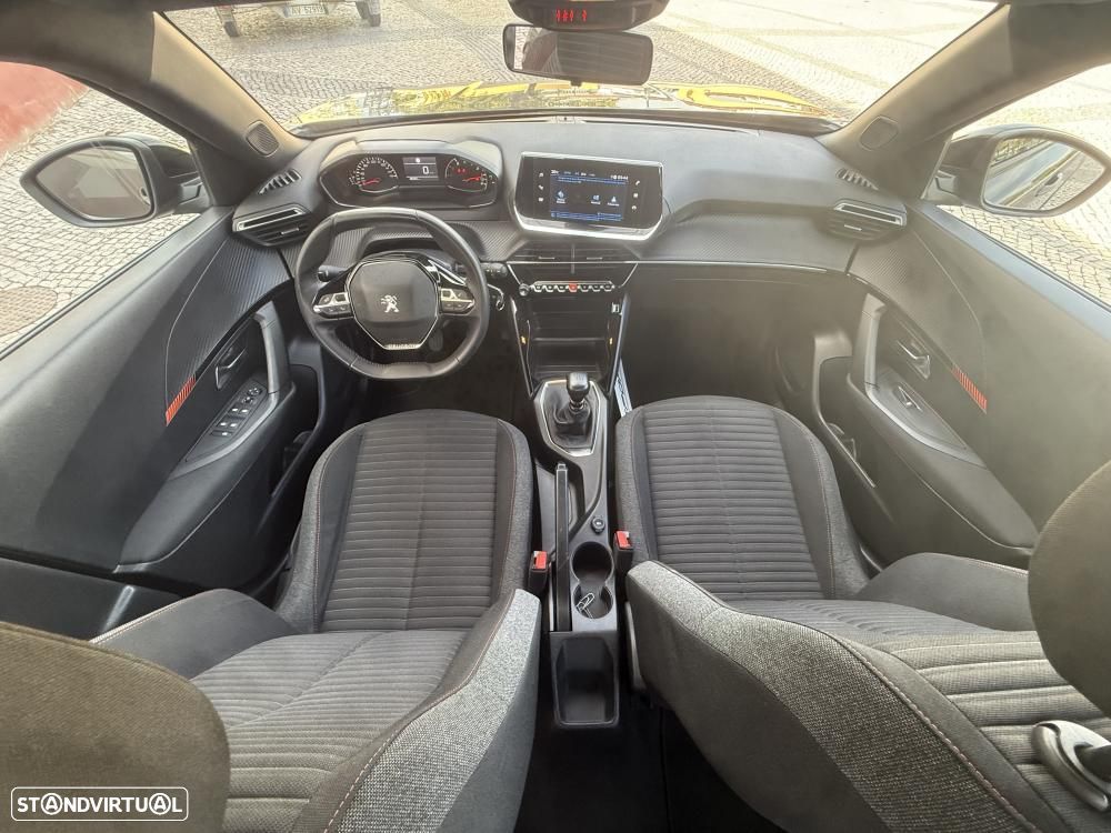 Peugeot 2008 1.2 PureTech Active Pack - 18