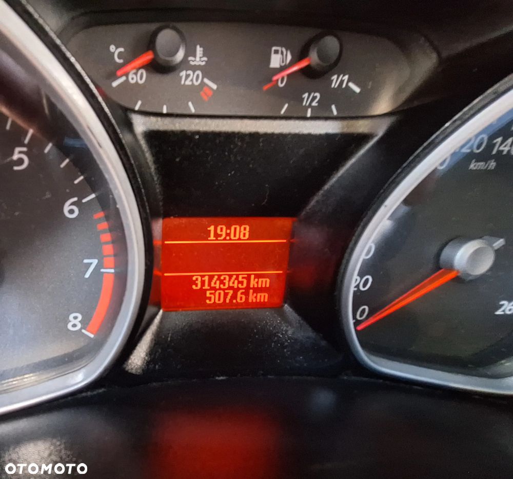 Ford Mondeo 1.6 Trend - 13