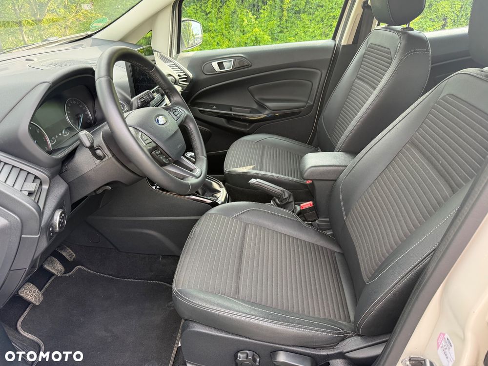 Ford EcoSport 1.0 EcoBoost TITANIUM - 24
