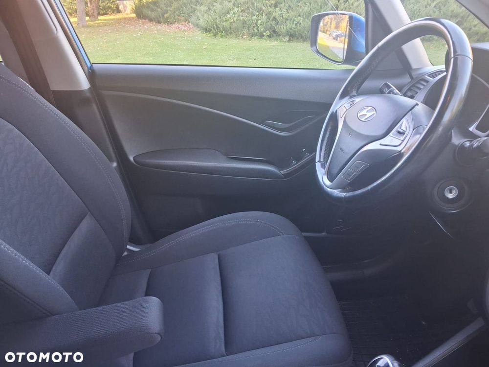 Hyundai ix20 - 28