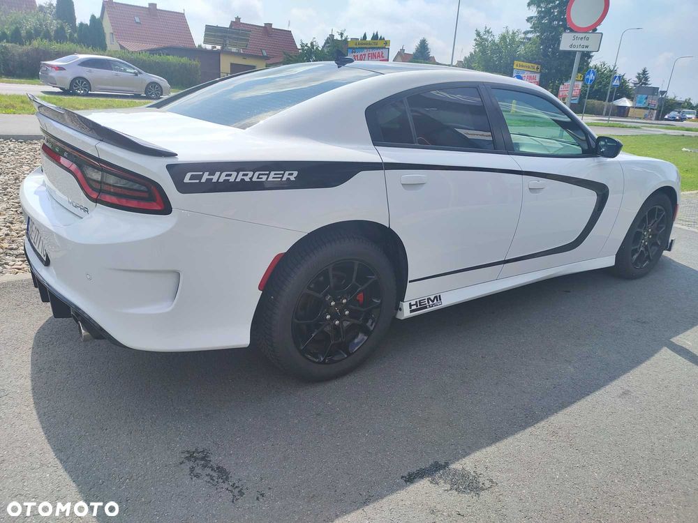 Dodge Charger - 5