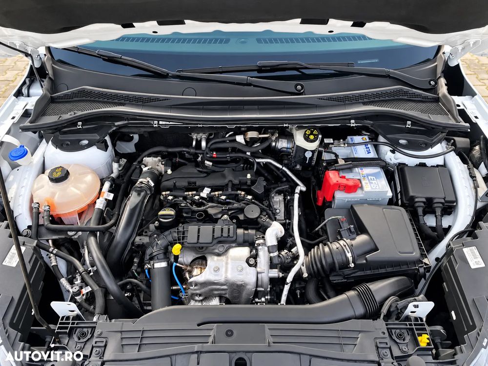 FORD Kuga 2022 — imagine 6