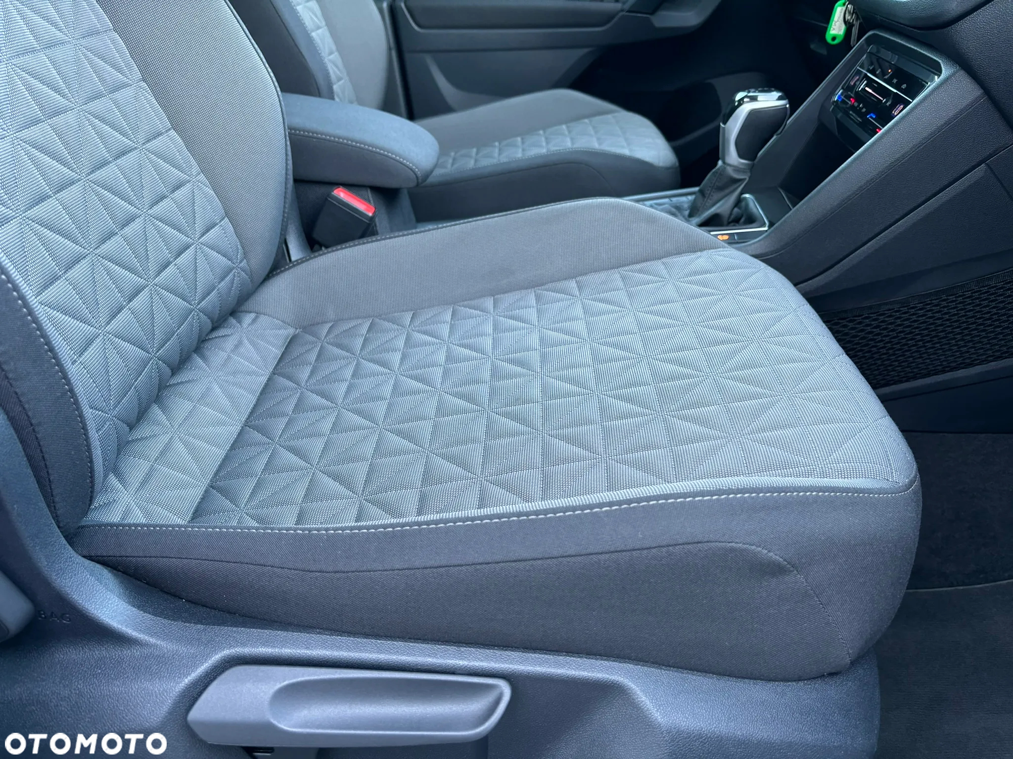 Volkswagen Tiguan 2.0 TDI SCR DSG IQ.DRIVE - 20