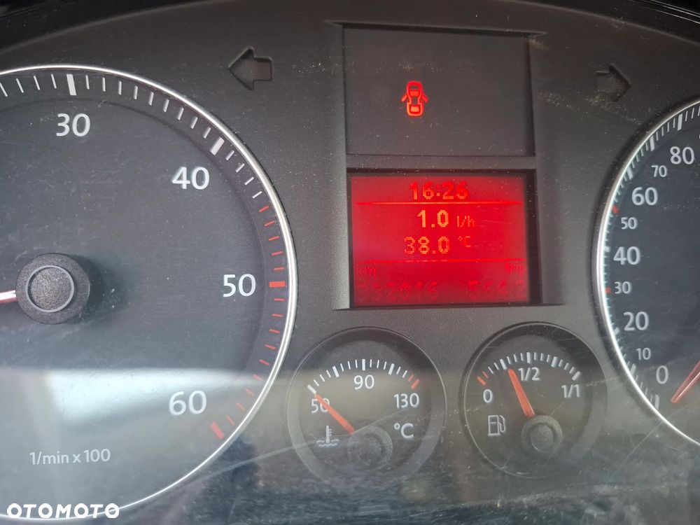 Volkswagen Touran 1.9 TDI DPF Trendline - 14