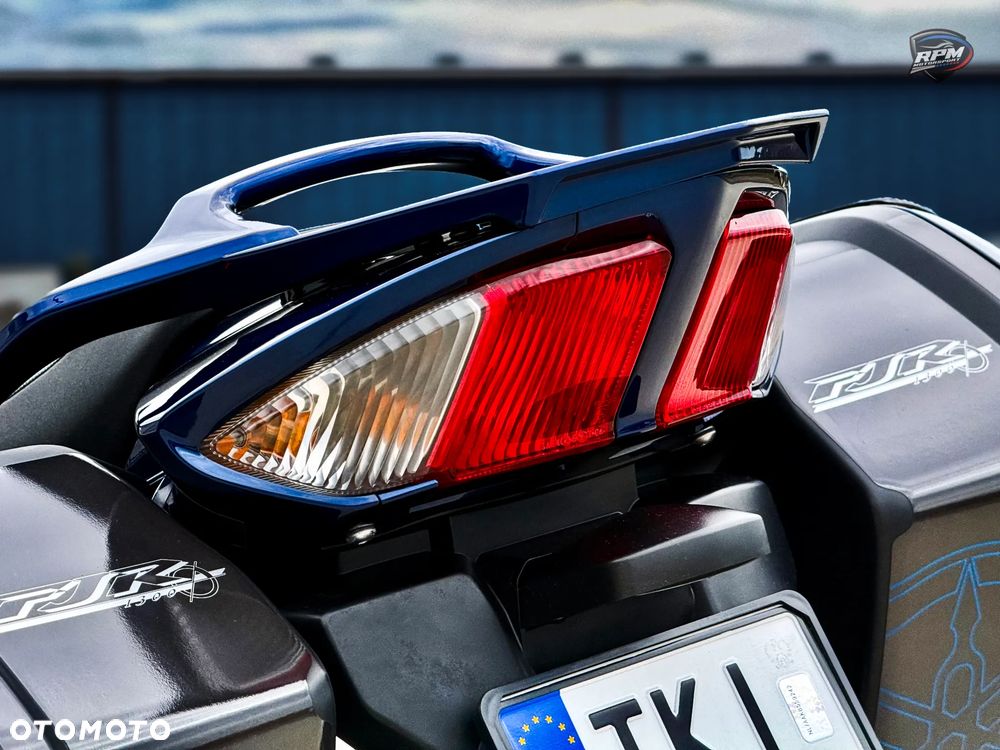 Yamaha FJR - 10