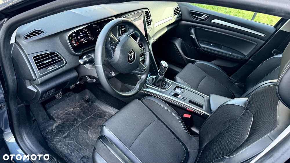 Renault Megane 1.3 TCe FAP Intens - 12