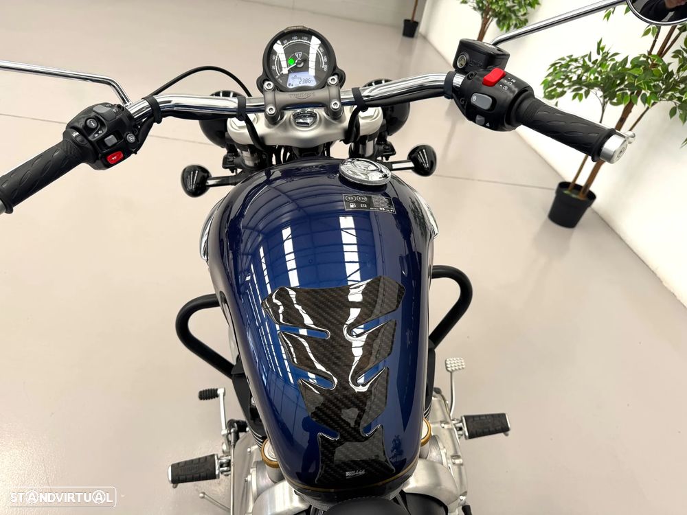 Triumph Bonneville SPEEDMASTER - 10