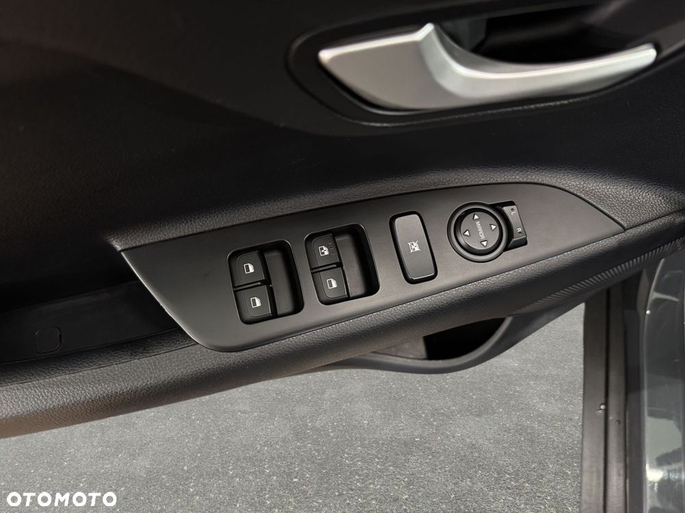 Kia Stonic - 26