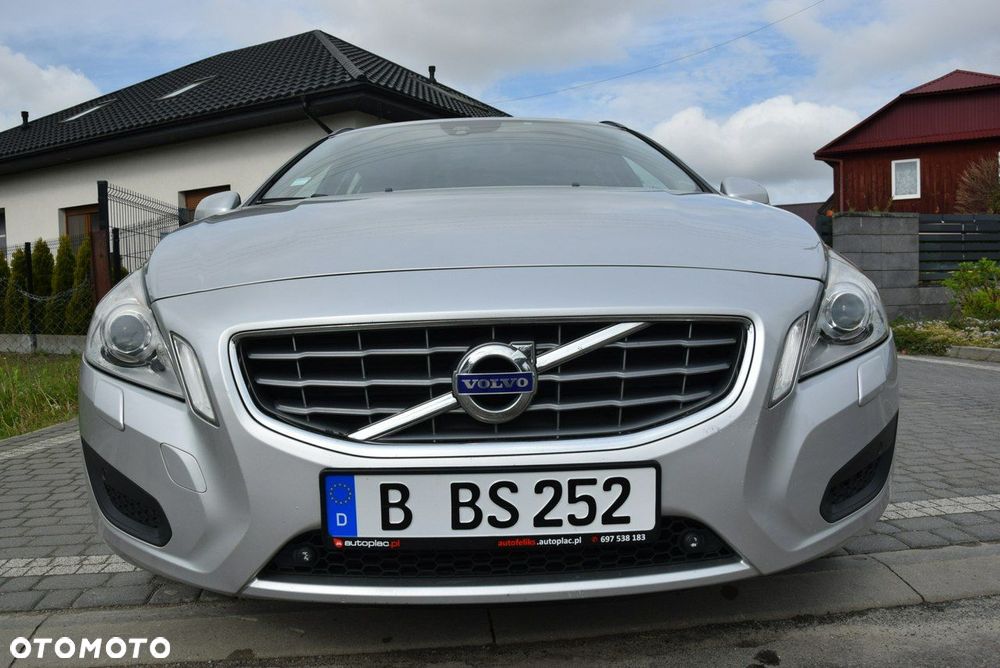 Volvo V60 D4 Momentum - 7