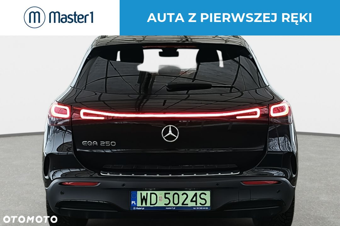 Mercedes-Benz EQA 250 66.5kWh AMG Line - 9