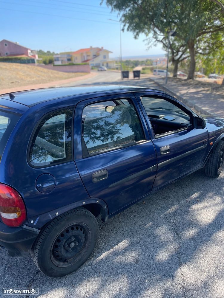 Opel Corsa - 4