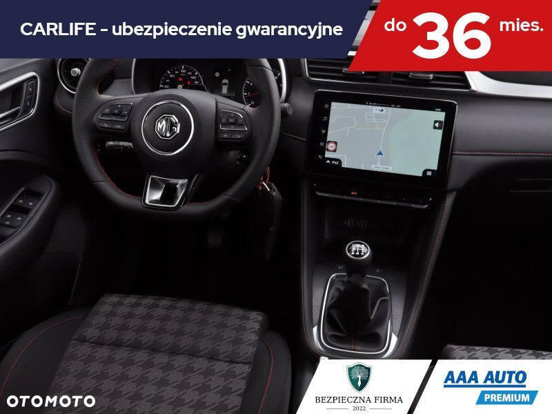 MG ZS - 8